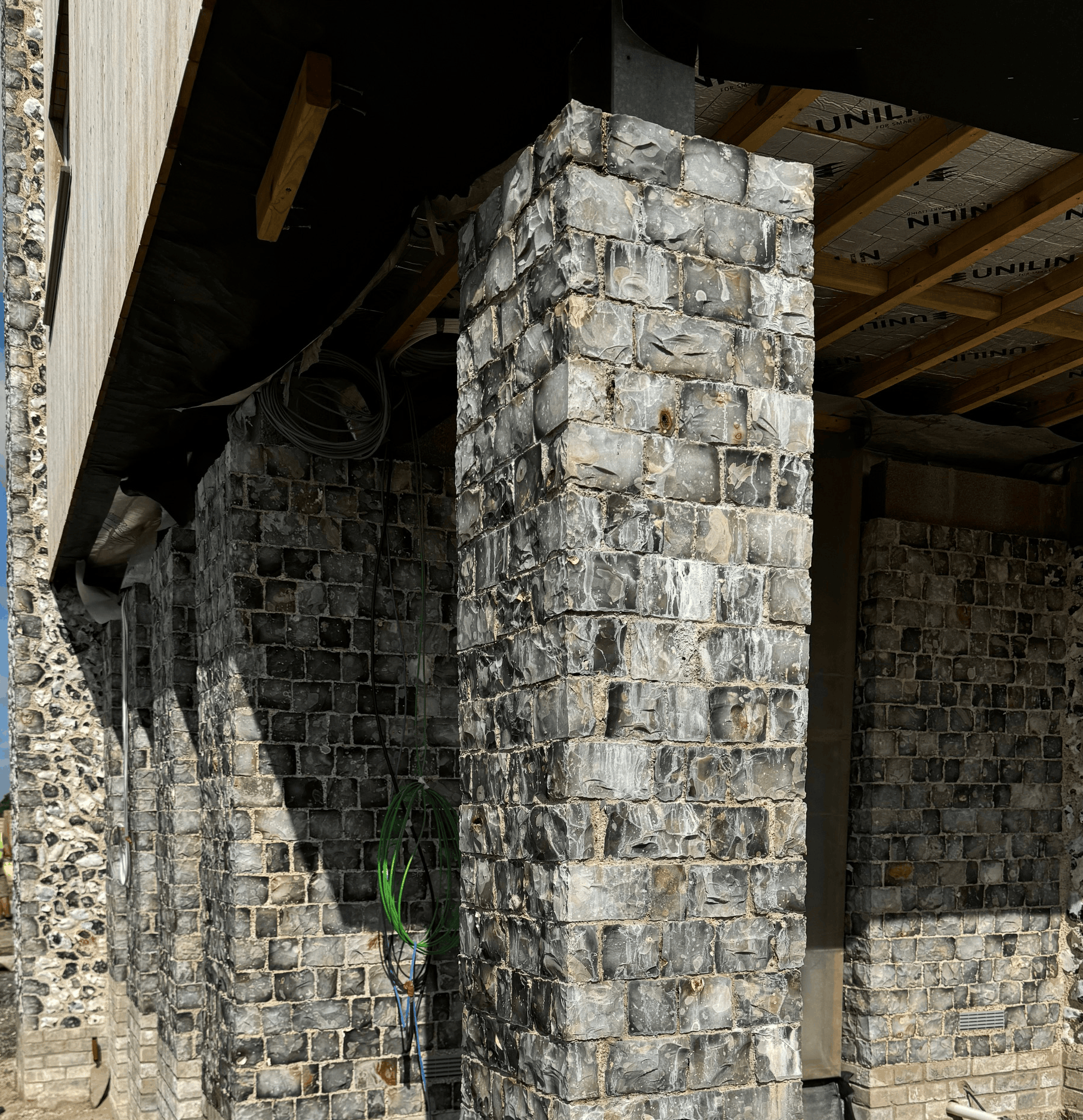Flint Wall Co - Flint work detail